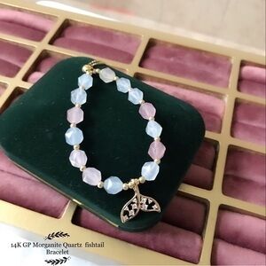 - - Natural Morganite Quartz Fishtail Bracelet